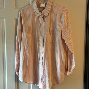 Women’s- Gap- The easy shirt size medium